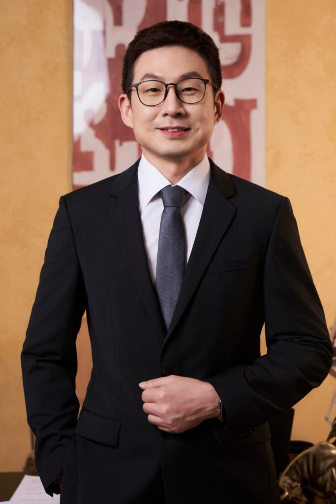 시그니처 프로필 — 05 — 사진 7 — 리더십, 섬세함, 격조 — Gạo Nâu Profile