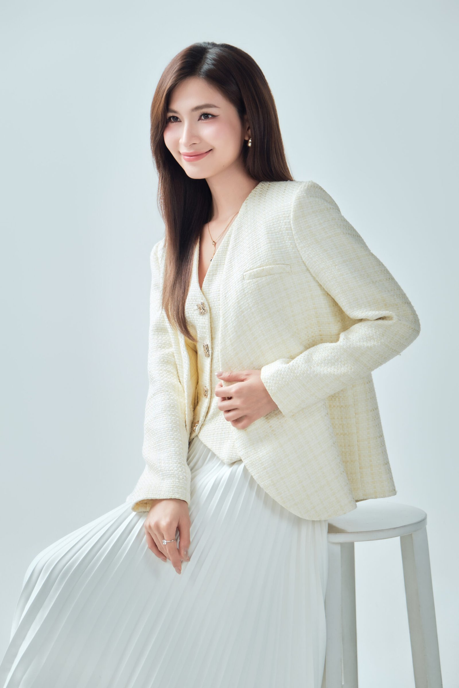 Profile Cao Cấp — 06 — ảnh 2 — Gạo Nâu Profile