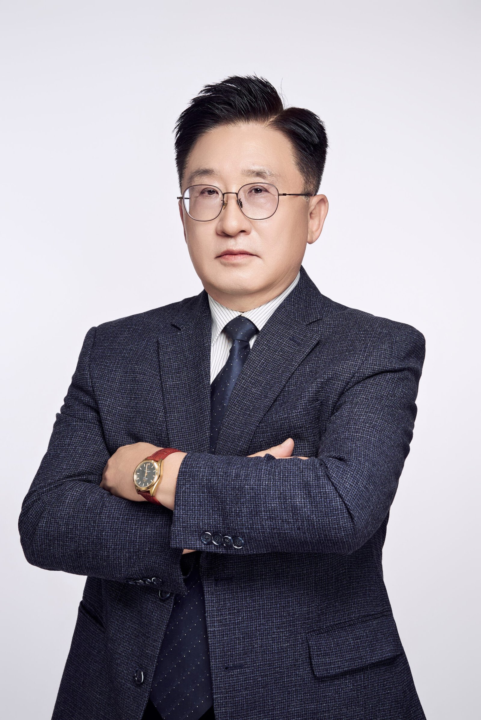 Profile Cao Cấp — 07 — ảnh 4 — Đáng tin, điềm tĩnh, chuyên môn — Gạo Nâu Profile