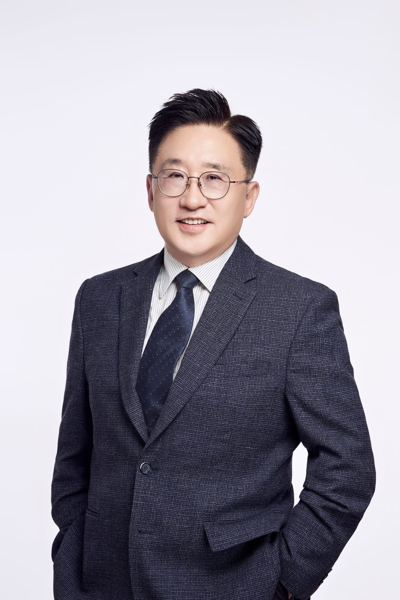 Profile Cao Cấp — 07 — ảnh 3 — Gạo Nâu Profile