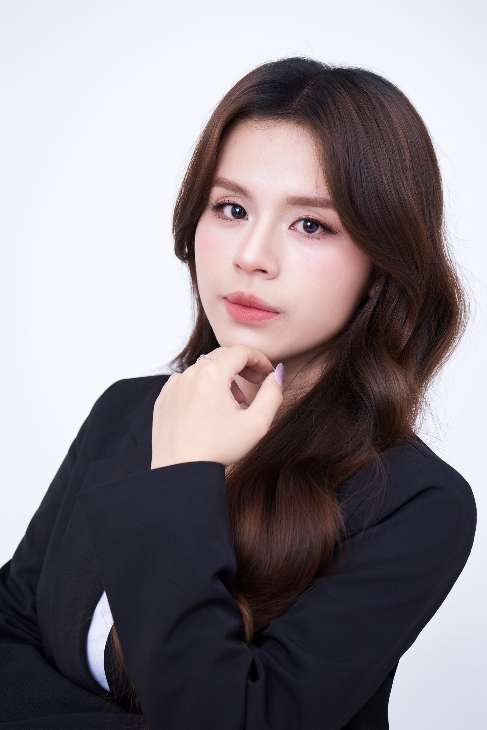 베이직 프로필 — 03 — 사진 5 — Gạo Nâu Profile