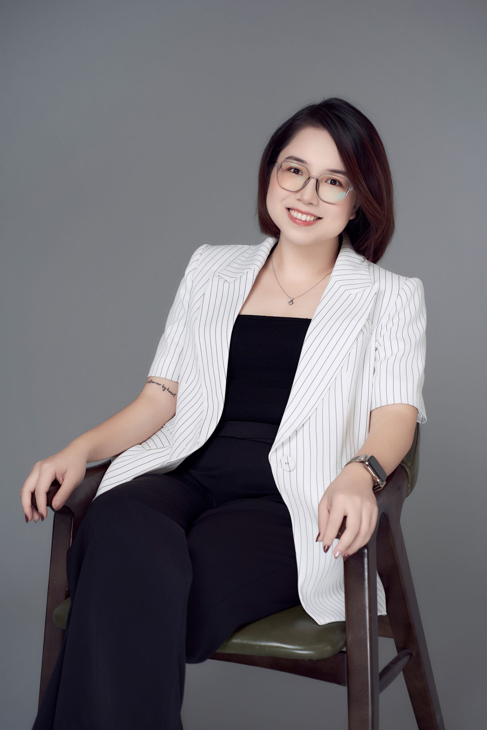 Ms Quyên — BluSaigon — 사진 5 — Gạo Nâu Profile