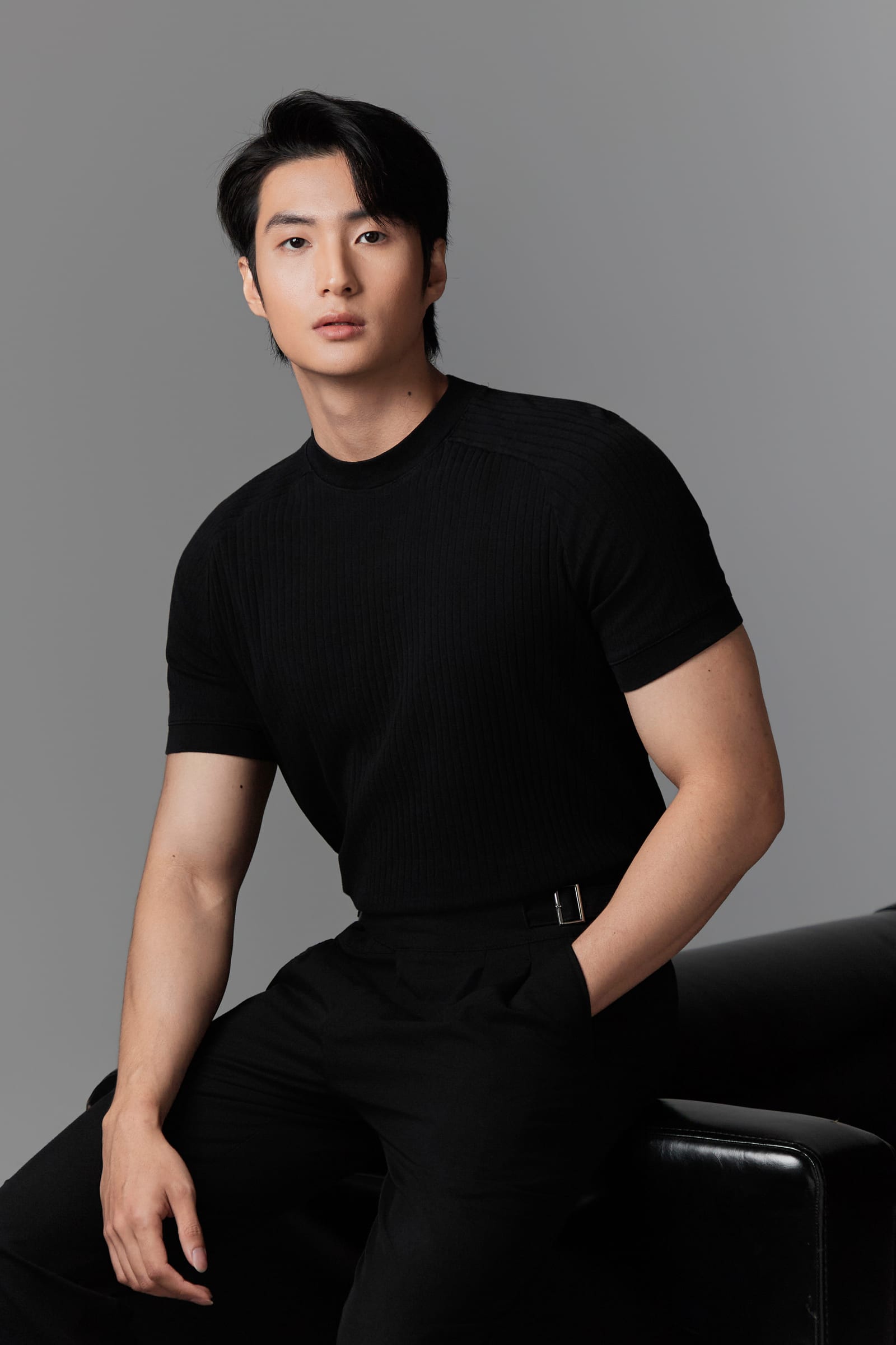 Profile hiện đại — Chân dung chuyên nghiệp — ảnh 5 — Gạo Nâu Profile