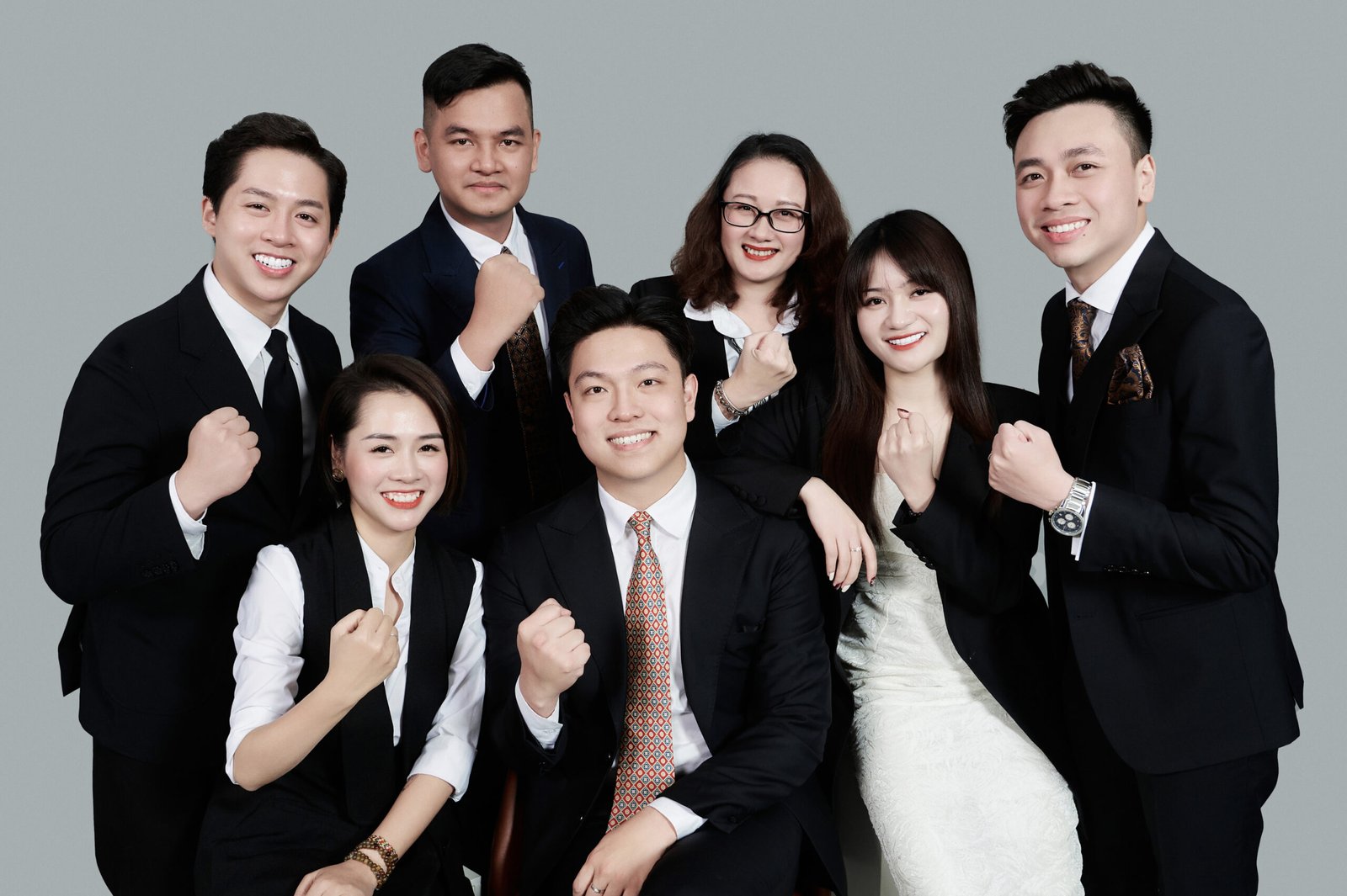 Corporate Team — 01 — Unified, professional, trustworthy — Gạo Nâu Profile
