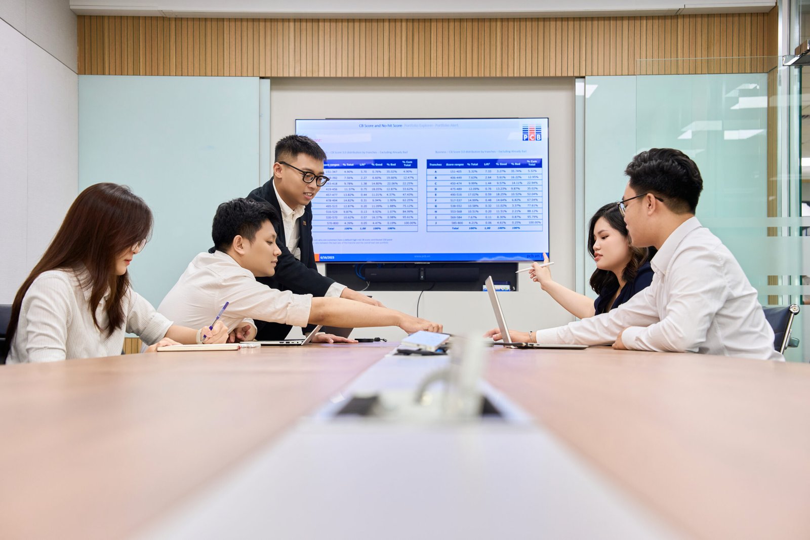 Văn Phòng Doanh Nghiệp — 01 — ảnh 3 — Gạo Nâu Profile