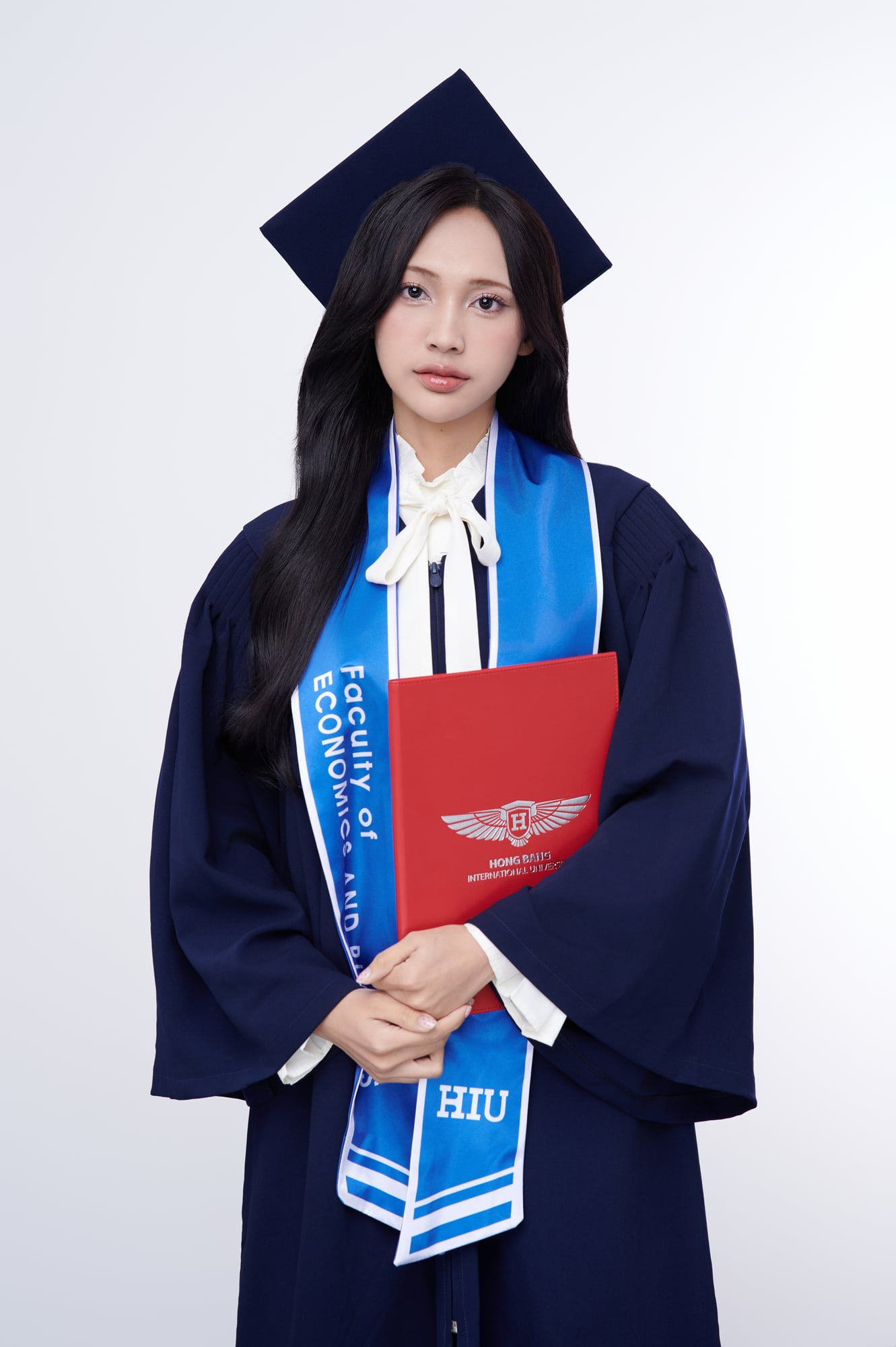 Ảnh mẫu 8 — 毕业证件照 — Gạo Nâu Profile