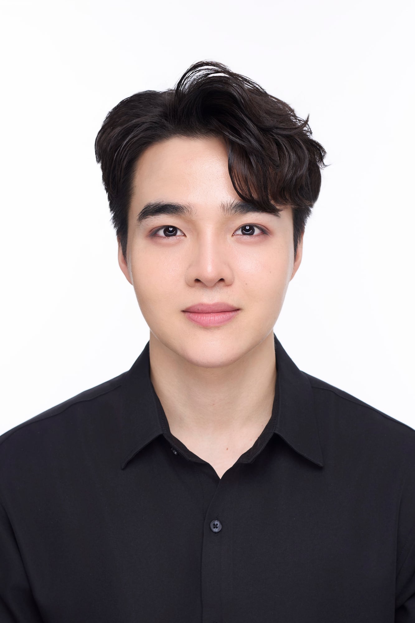 Ảnh mẫu 8 — 行政证件照 — Gạo Nâu Profile