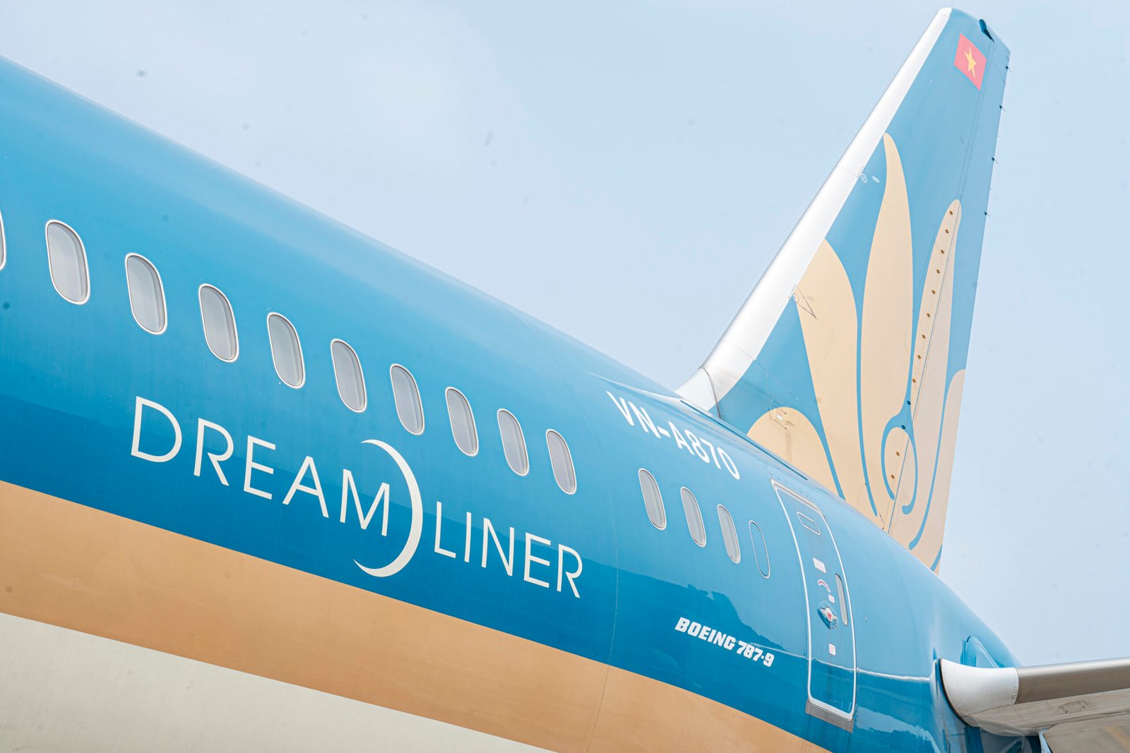 Bản sao của HUG04248